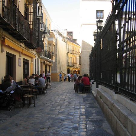 Residencia Universitaria San Jose Málaga Eksteriør bilde