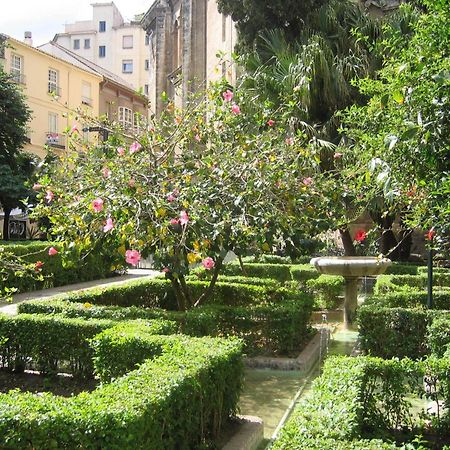 Residencia Universitaria San Jose Málaga Eksteriør bilde